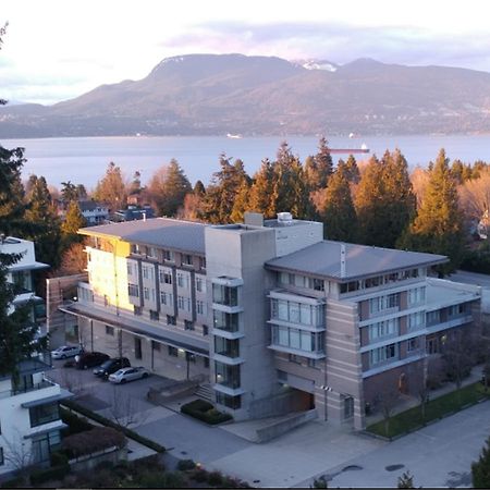 Апартаменти Carey Centre On Ubc Campus Ванкувер Екстер'єр фото